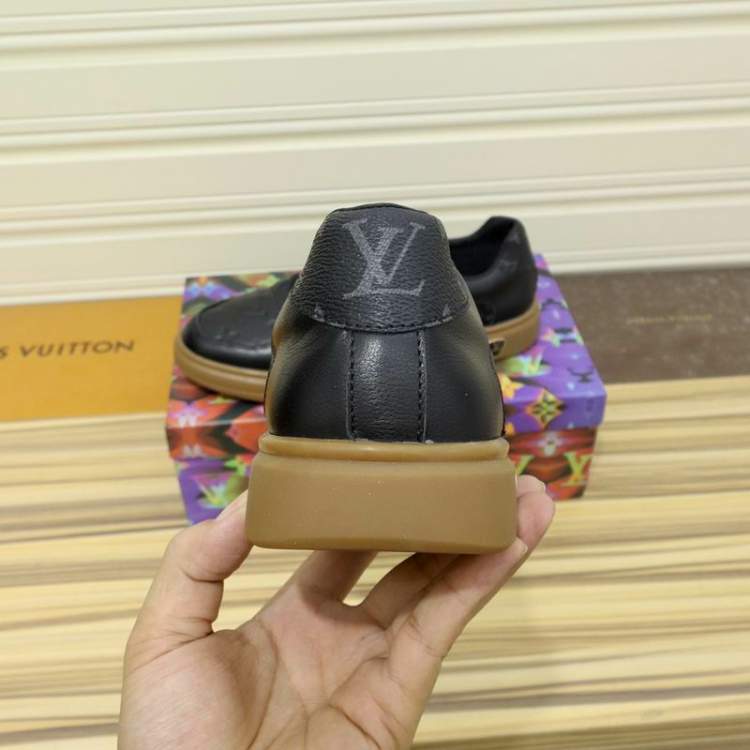 Picture of Louis Vuitton Shoes _SKULVsz38-44mnf103117295